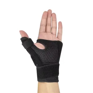 Adjustable Thumb Stabilizer for Sports Injuries