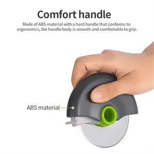 Pizza Cutter with Cover