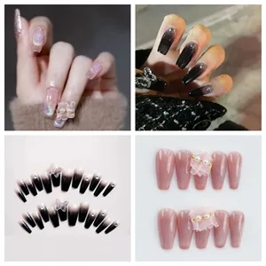Press On Nails/Fake Nails