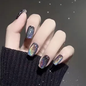 Press On Nails/Fake Nails