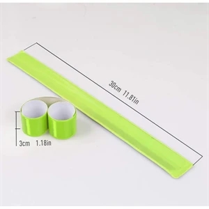 Reflective snap bracelet